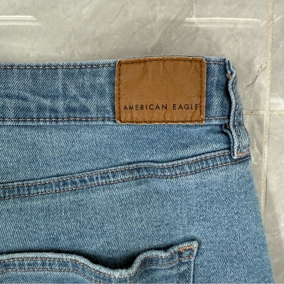 Women’s American Eagle Stretch Mom Short Denim Jean Shorts Plus Size 16 - Picture 10 of 14